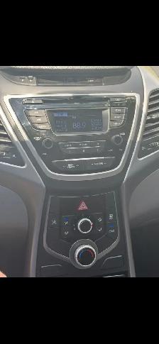 2015 Hyundai Elantra GL 4D - Photo 6