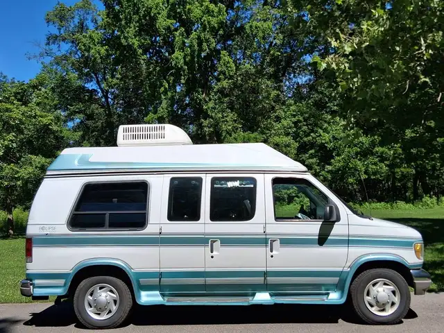 1996 Ford Econoline 250 Eclipse camper van