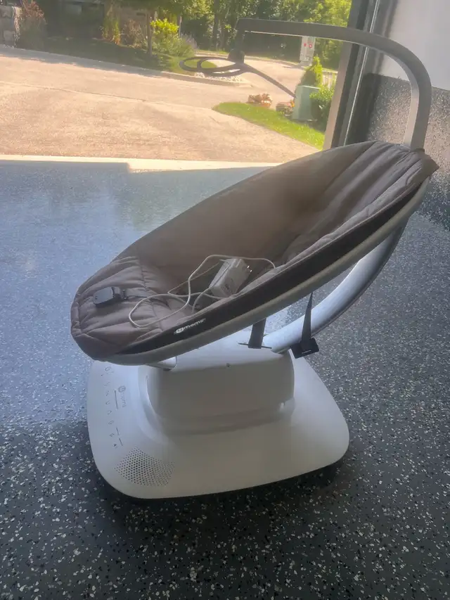4moms MamaRoo Swing