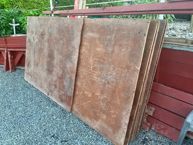 8 Feuilles de contre plaqué 4X8X3/4