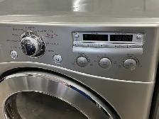 LG Washer & Dryer Set - Photo 3