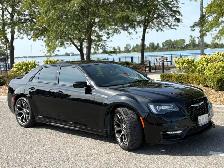 2017 CHRYSLER 300S LOADED SAFETIED CARFAX - Photo 2