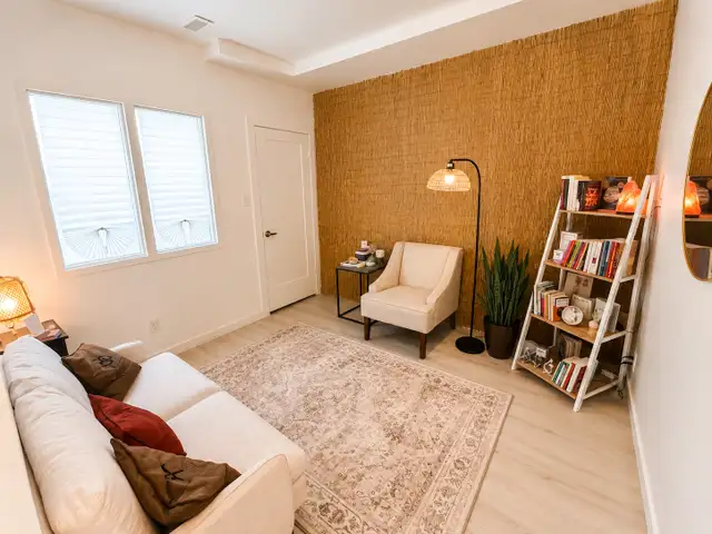 Commercial Room for Rent