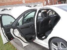 MERCEDES BENZ C-300 FOR SALE IN BRAMPTON, ON - Photo 4