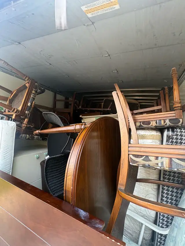junk removal garbage same day/ hot tub