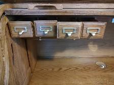 Vintage look solid wood roll top desk - Photo 4