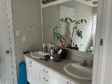 Spacious Room for Rent in Paris-ON- Perfect for Females! - Photo 4
