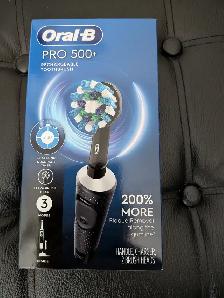 Oral-B Pro 500  (Latest) Electric Toothbrush, Black (BNIB)