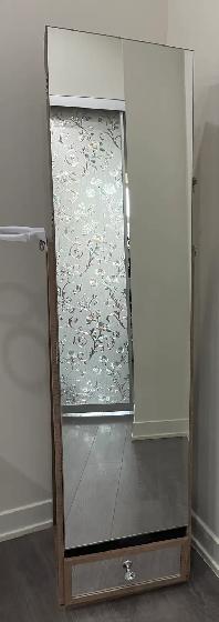 Floor Stand Free Mirror