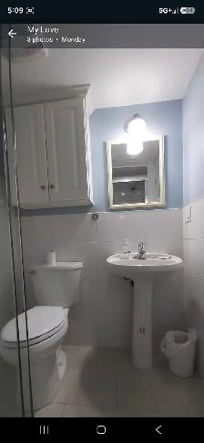 Female only - Photo 5