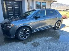 2024 Audi Q3, low km’s