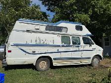 1989 Dodge Ram Camper Van - Photo 2