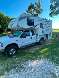 Lance 865 truck camper - Photo 2