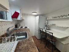 New 1 bedroom basement apt Fully Furnished & Equipped - Photo 2