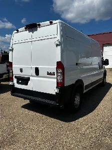 2019 Ram Promaster Mid Roof Cargo Van - Photo 2