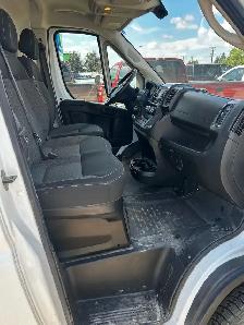 2019 Ram Promaster Mid Roof Cargo Van - Photo 7