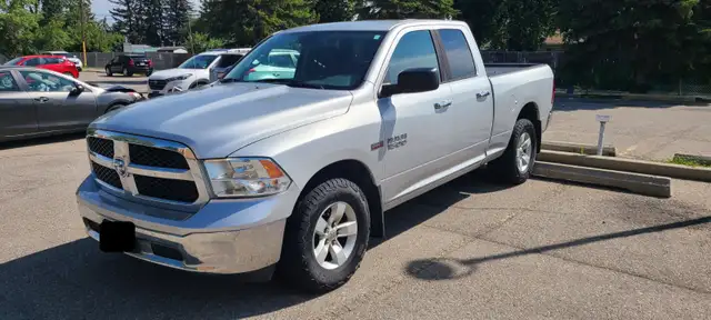2016 RAM 1500 SLT 4x4 — 5.7L HEMI