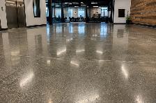 Professional Commercial Cleaning Services - Photo 2