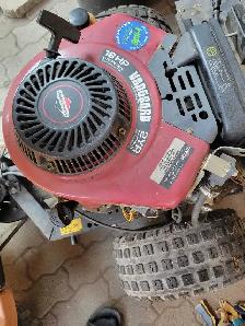 riding lawnmower - Photo 3