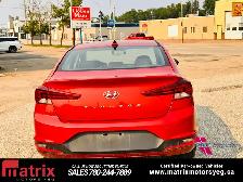 2020 Hyundai Elantra Limited - Photo 4