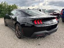 2026 Ford Mustang GT COUPE PREMIUM | BRONZE APPEARANCE PACKAGE - Photo 9