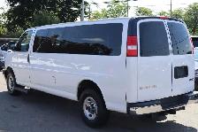 2022 GMC Savana RWD 3500 155' LT 15 Passenger - Photo 4