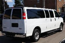 2022 GMC Savana RWD 3500 155' LT 15 Passenger - Photo 6