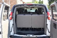 2022 GMC Savana RWD 3500 155' LT 15 Passenger - Photo 7