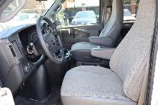 2022 GMC Savana RWD 3500 155' LT 15 Passenger - Photo 12