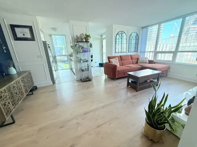 Fully Furnished Condo 2Bed 2Bath Sep26 - Apr27 Downtown Toronto