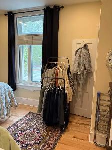 1 Bdrm fully furnished, inclusive apartment. Queen’s Univers - Photo 7