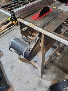 Table Saw - Photo 4