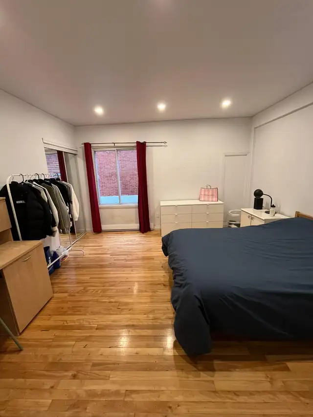•	Chambre à louer – Disponible dès maintenant
