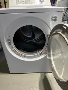 LG Dryer - Photo 2