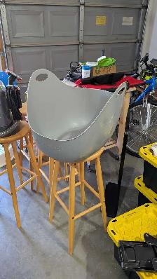 small tiller, cat cage, wood bar stools etc.  Some Free items to - Photo 4