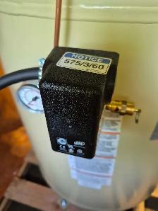 Ingersoll Rand Air Compressor 120 Gallon - Photo 3