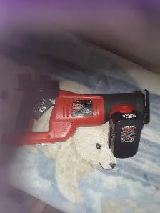 Black& Decker cordless Reciprocating with 1 battery, charger $65 - Photo 2