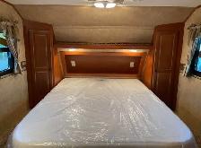 Sundance 5th wheel Camper - Photo 10