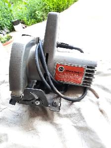 Black & Decker 7 ¼" Circular Saw. - Photo 3