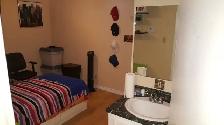 Très grandes chambres disponibles pour étudiant(e) à louer - Photo 3