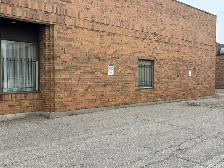 industrial unit for sale in Scarborough - Photo 2