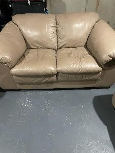 Used Couch set - Photo 2