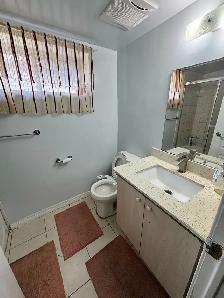 private room for rent - Photo 7
