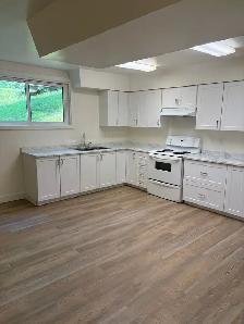NEW LISTING 2 BEDROOM $1800 ALL INCLUSIVE AUG 1-2026 - Photo 2