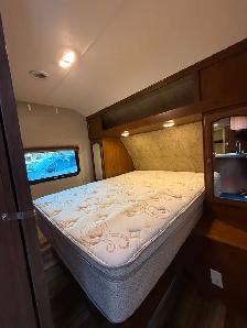 2017 Freedom Express 28 SE - Excellent Condition - Photo 6
