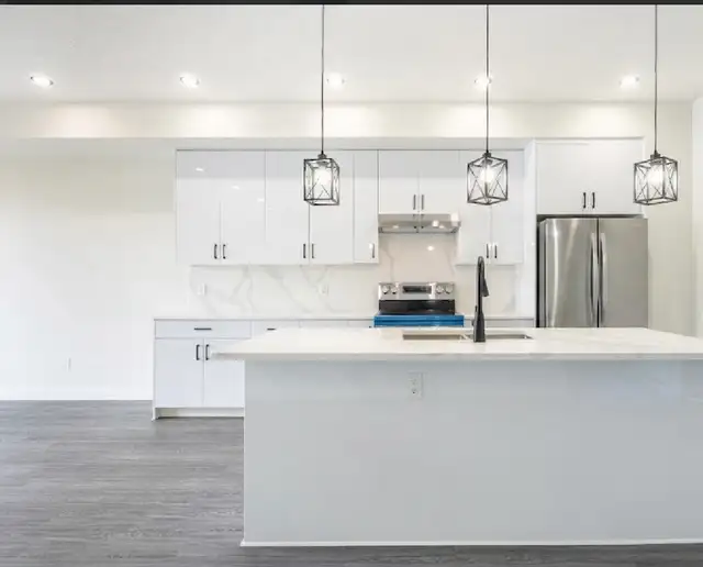 Brand New Luxury 3B 2.5 bath