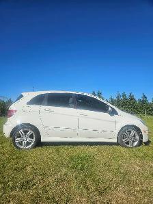 MERCEDES B200  TURBO