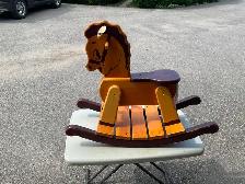 MAGNIFIQUE CHEVAL À BASCULE POUR ENFANTS - Photo 4