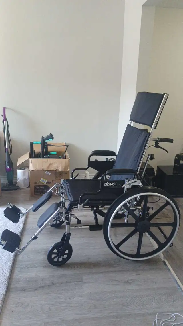 BRAND NEW DRIVE VIPER PLUS RECLINING WHEELCHAIR