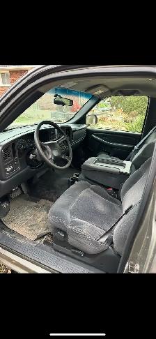 2001 Chevy Silverado 1500  read description - Photo 6